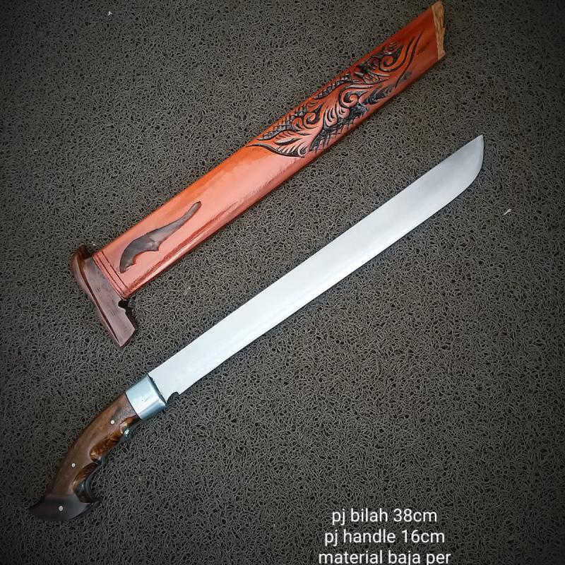 Pisau dan Golok Panjang